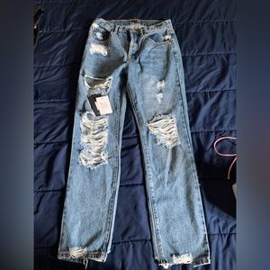 Jeans are from fashion nova size 7 true to its color